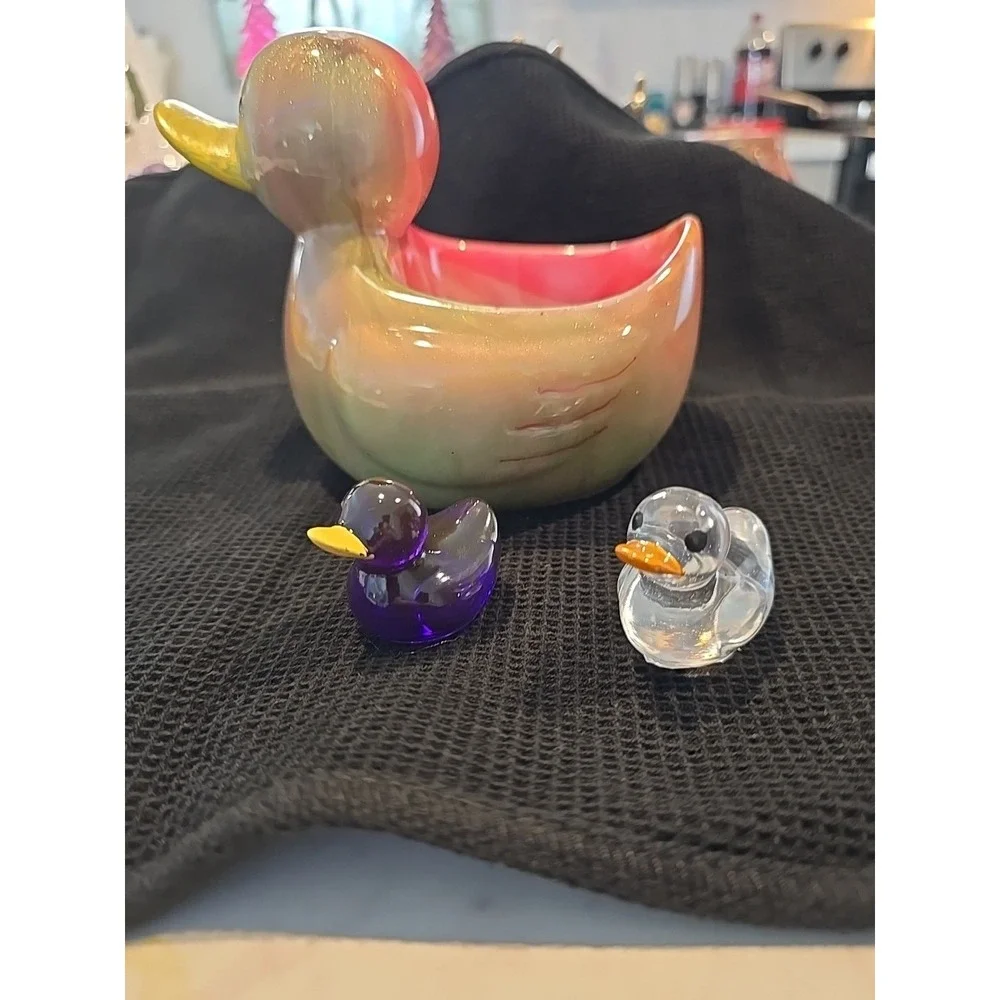 Handmade Resin Mommy Duck With Babies Pink Yellow Green 650